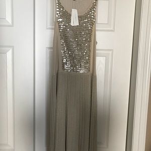Iisli cocktail dress gold champagne sequins NWT